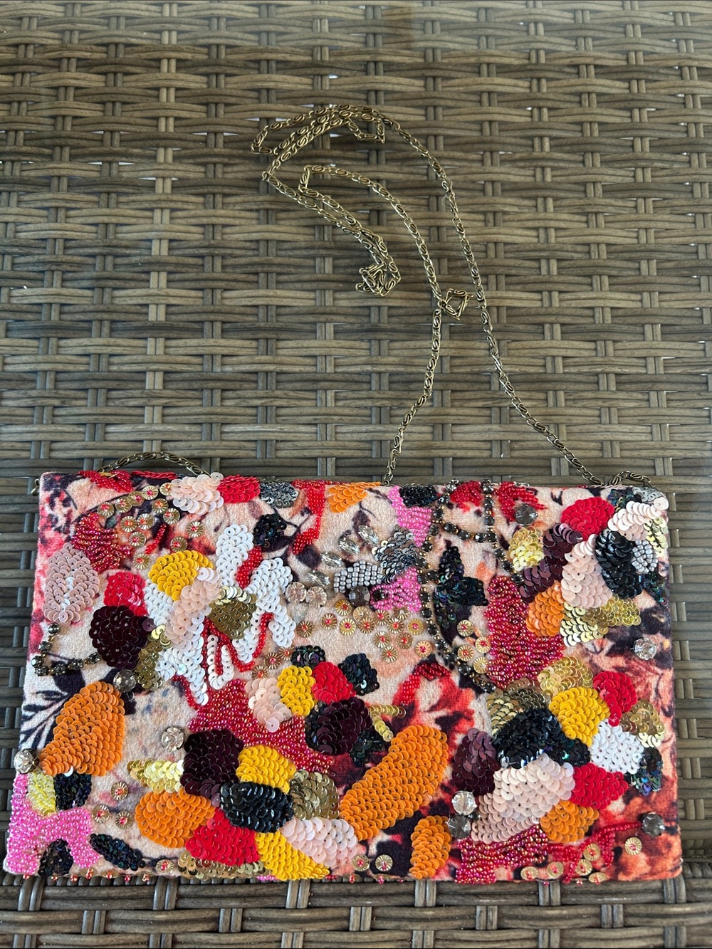 Anthropologie Pink Red Orange Sequin Beaded Floral Chain Clutch - Picture 2 of 6